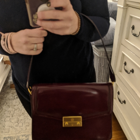 New Tory Burch maroon bag - Picture 2 of 7